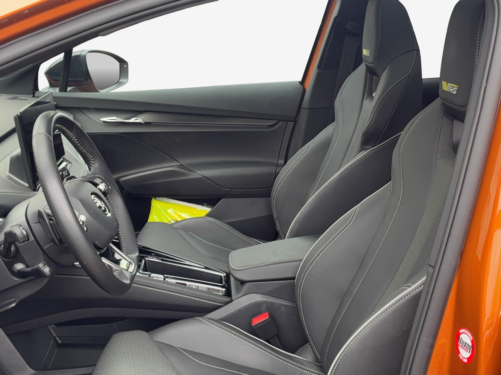 SKODA Enyaq Coupé RS iV 80 4x4-image-7