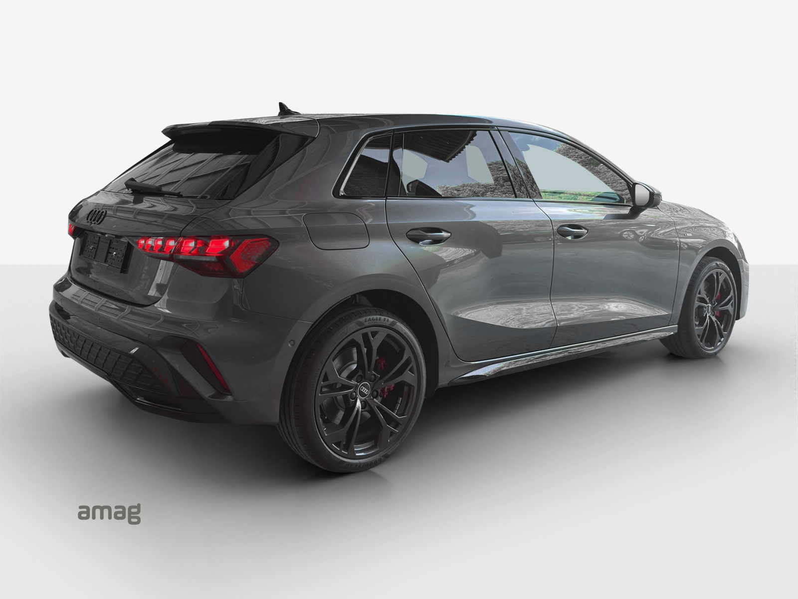 AUDI A3 Sportback TFSI e 200 kW S line S tronic-image-4
