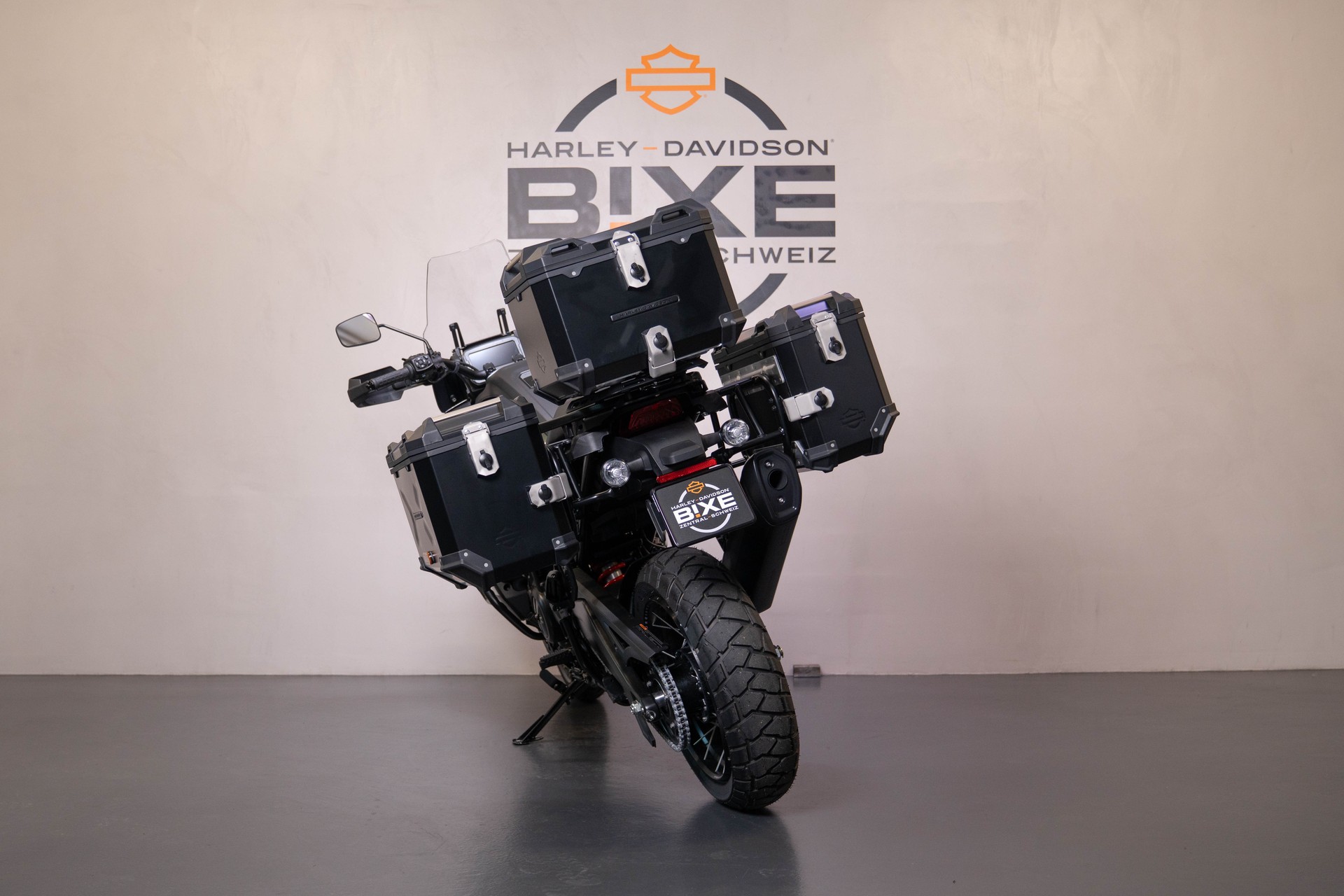 HARLEY-DAVIDSON RA1250L Pan America Limited-showroom-element-3