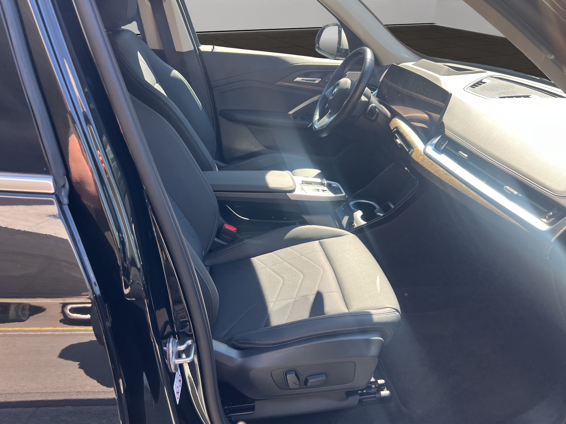 BMW X1 xDrive 23i 48V xLine-image-20