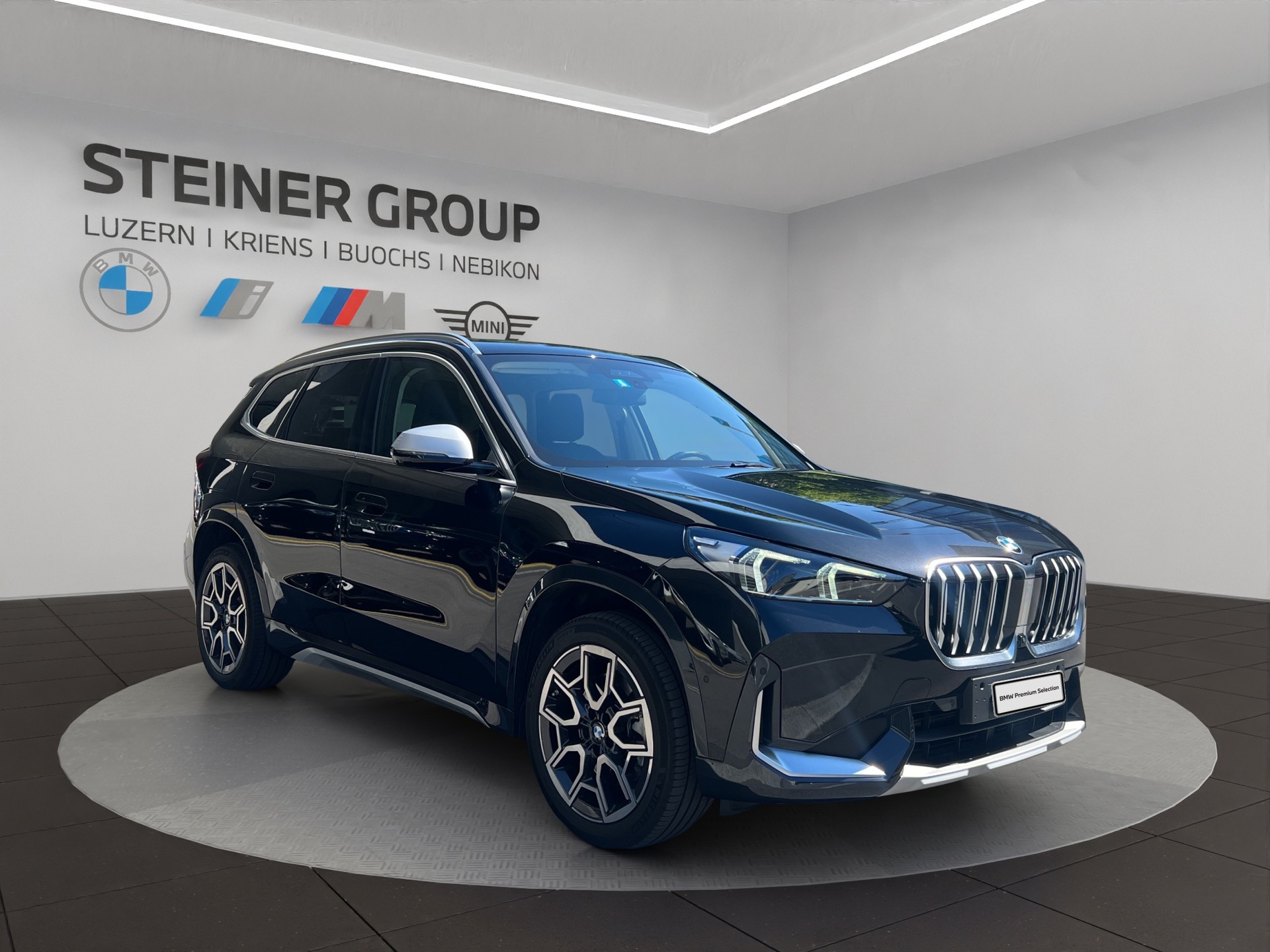 BMW X1 xDrive 23i 48V xLine-image-2