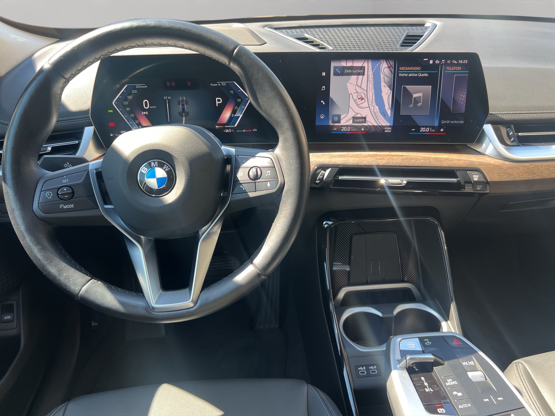 BMW X1 xDrive 23i 48V xLine-image-15