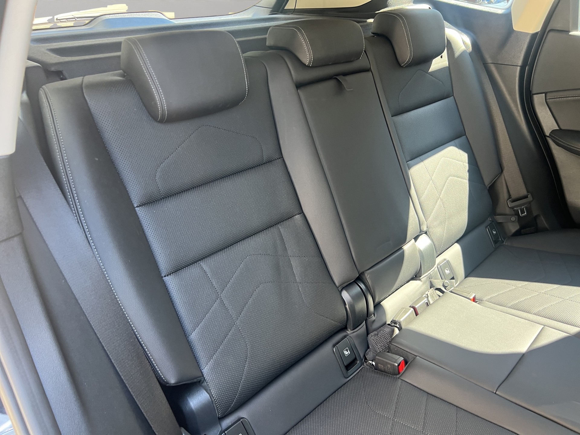 BMW X1 xDrive 23i 48V xLine-image-21