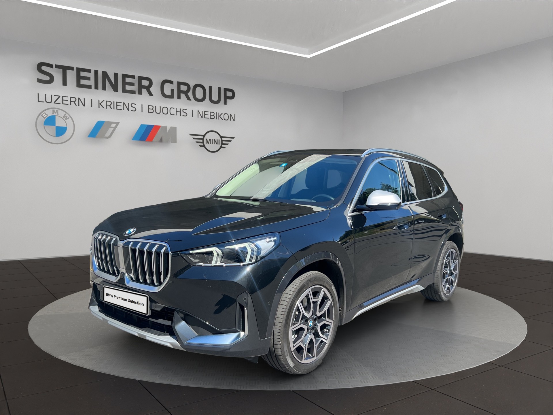 BMW X1 xDrive 23i 48V xLine-image-0