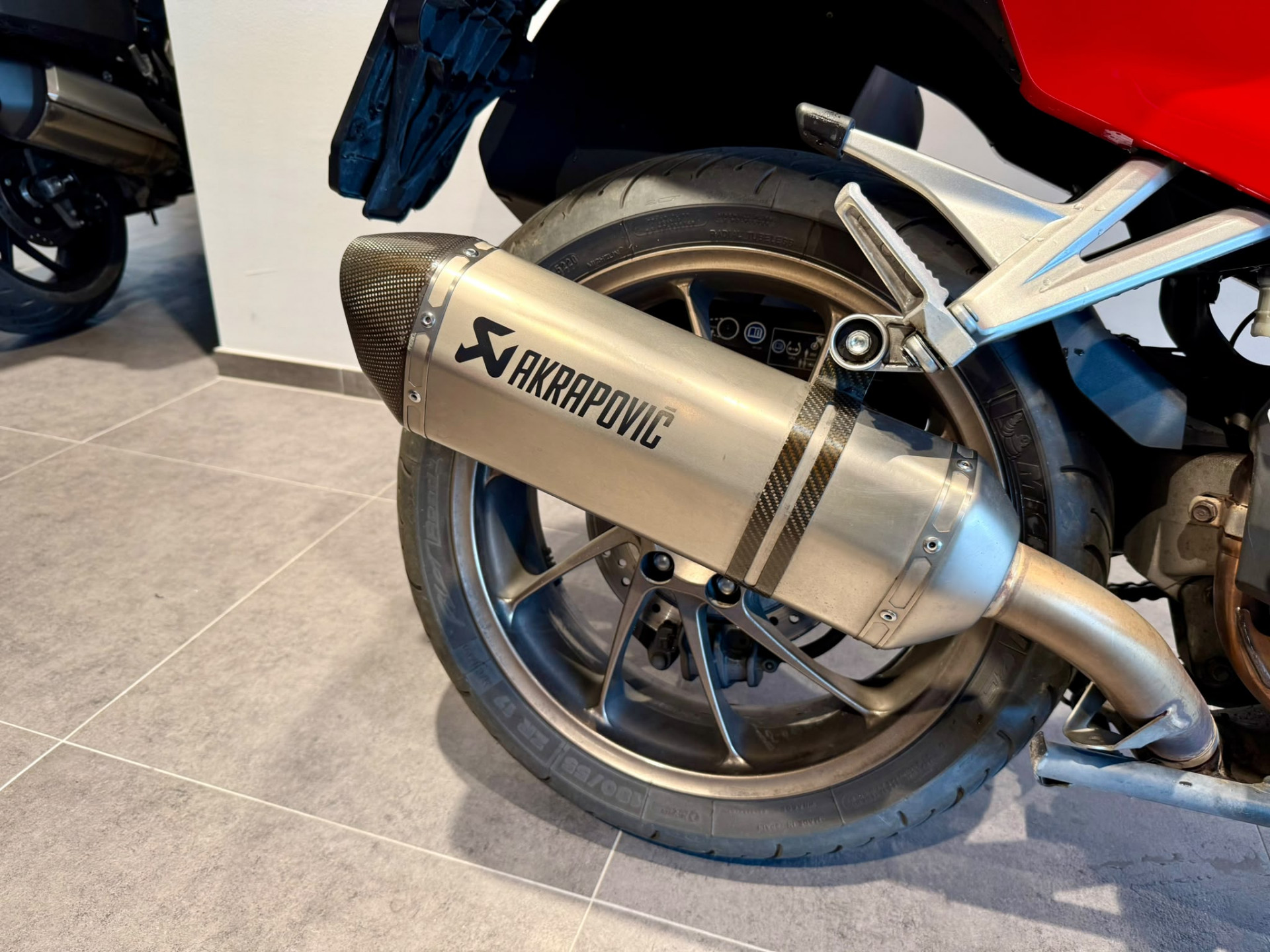 HONDA VFR 800 F-image-6