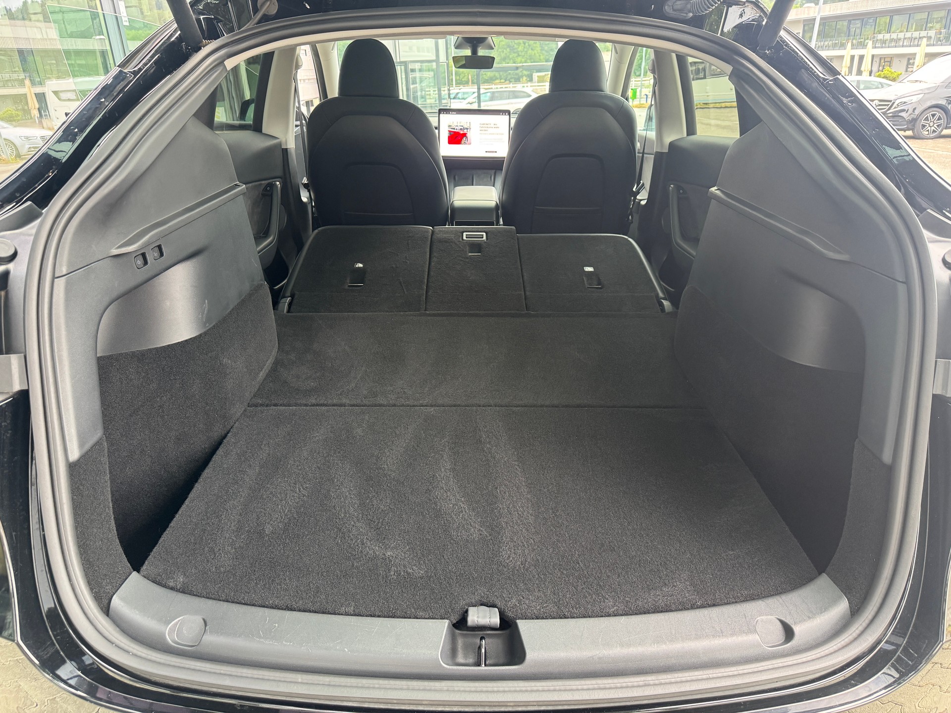 TESLA Model Y Performance / Enhanced Autopilot / AMD Ryzen-image-14