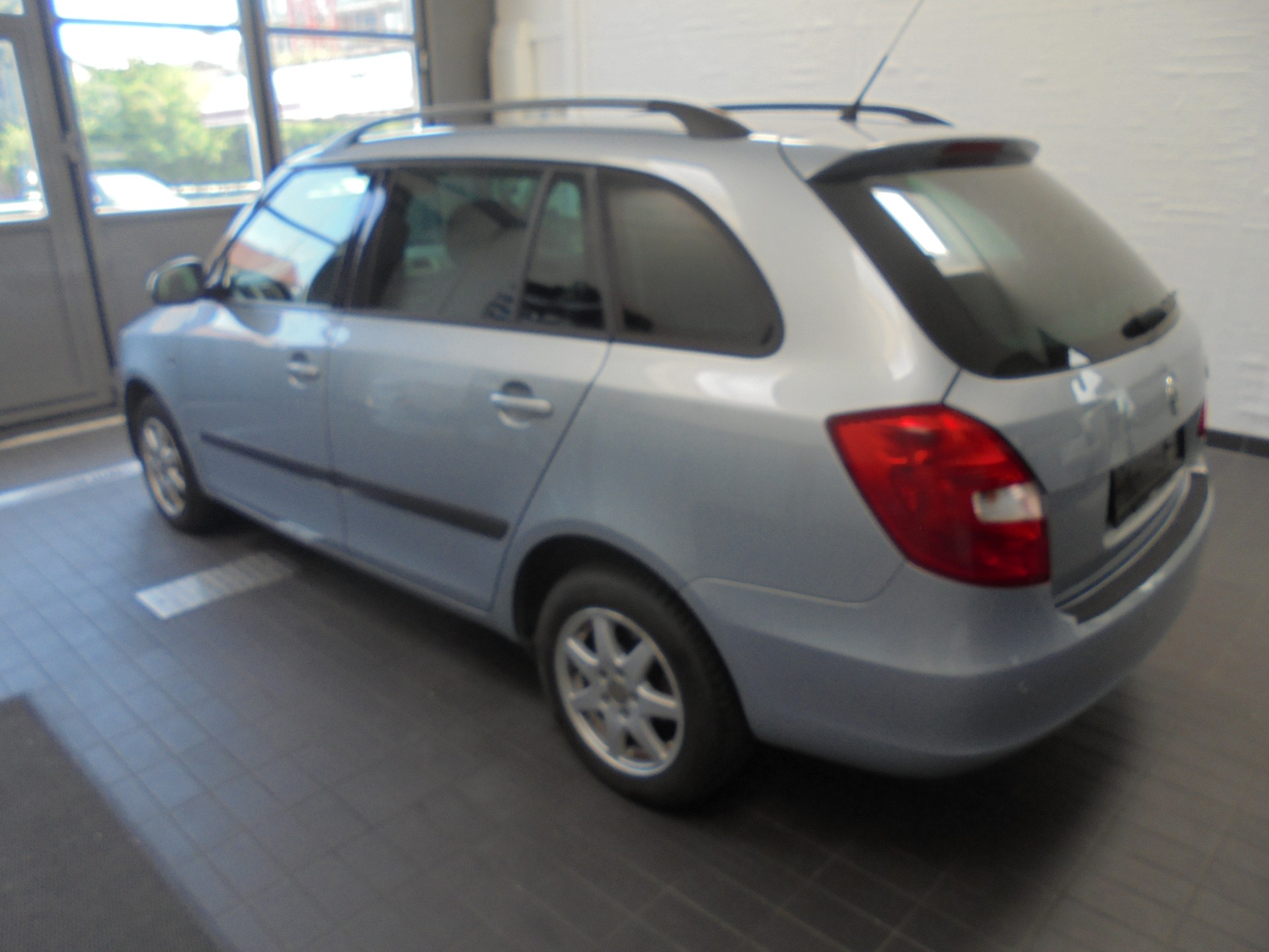 SKODA Fabia 1.4 Classic-image-2