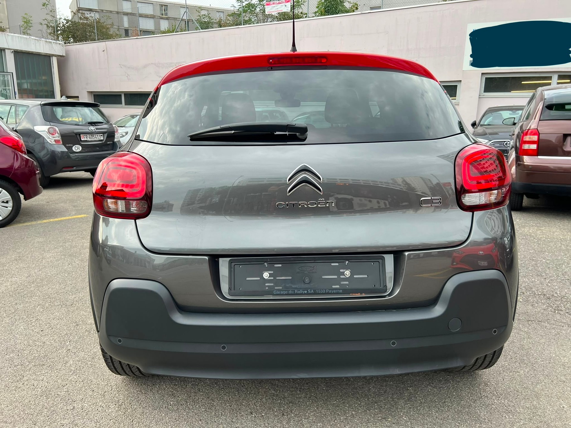 CITROEN C3 1.2i PureTech Shine-image-7
