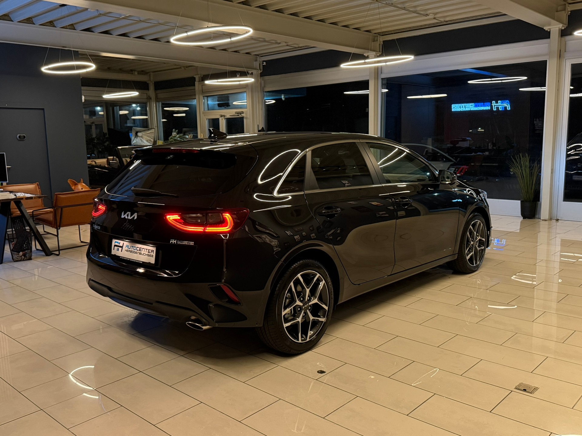 KIA Ceed 1.5 T-GDi Power DCT-image-6