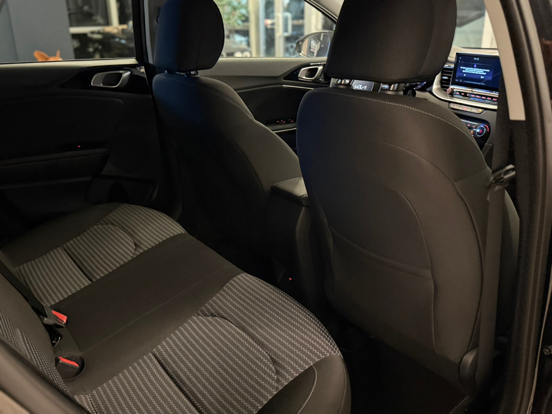 KIA Ceed 1.5 T-GDi Power DCT-image-17