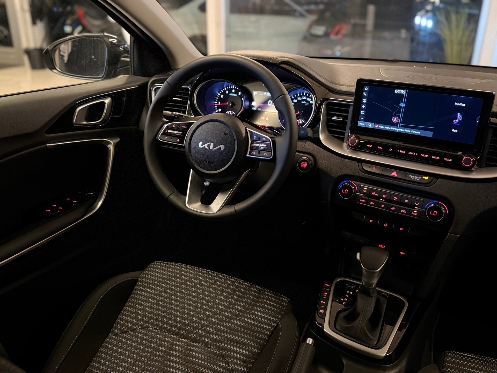 KIA Ceed 1.5 T-GDi Power DCT-image-10