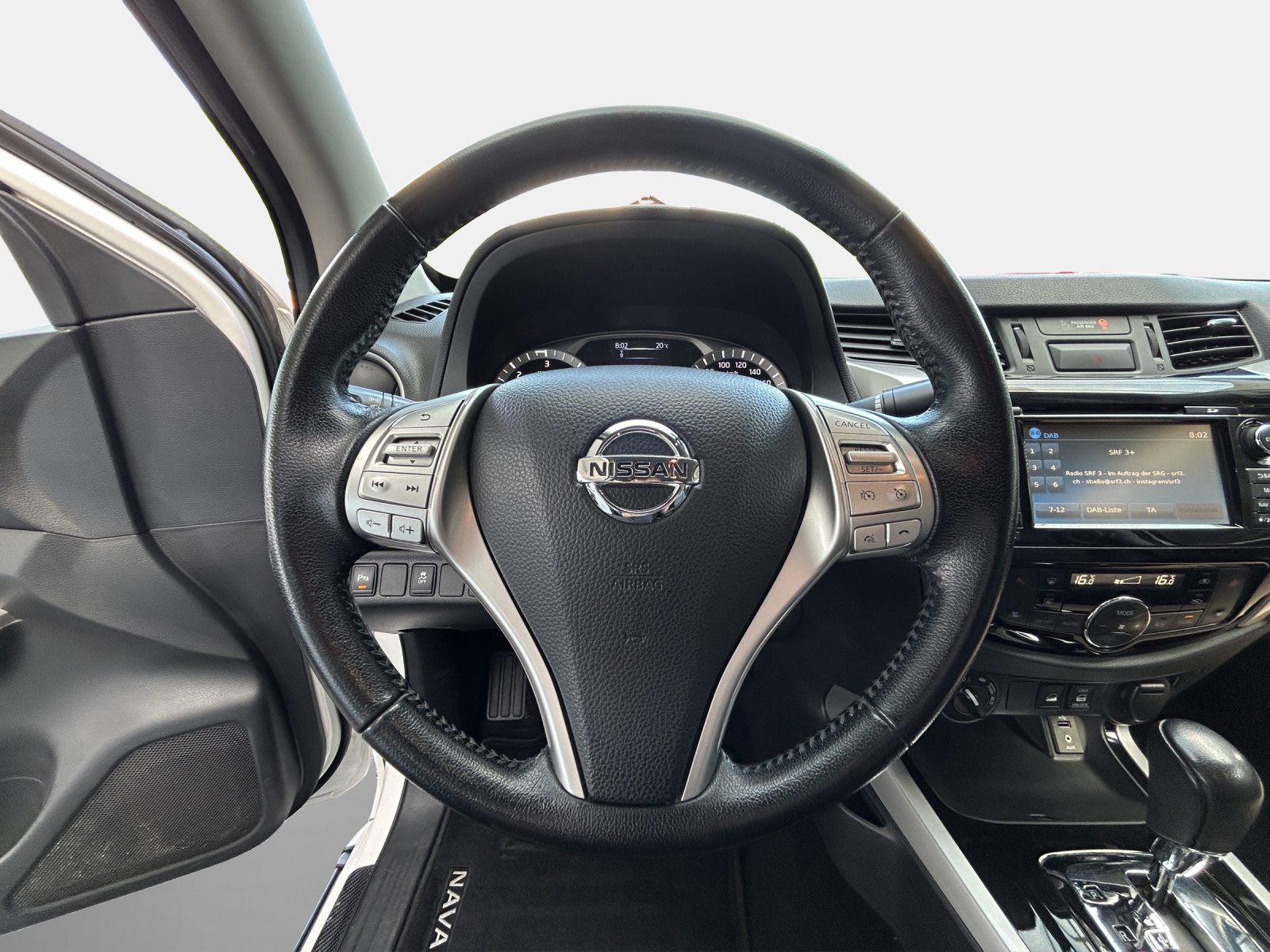 NISSAN Navara 2.3D/190 Double Cab Tekna-image-12