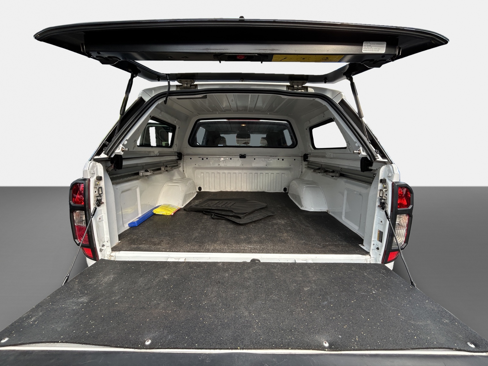 NISSAN Navara 2.3D/190 Double Cab Tekna-image-11