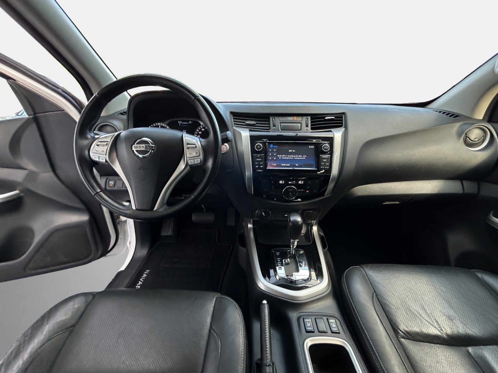 NISSAN Navara 2.3D/190 Double Cab Tekna-image-14
