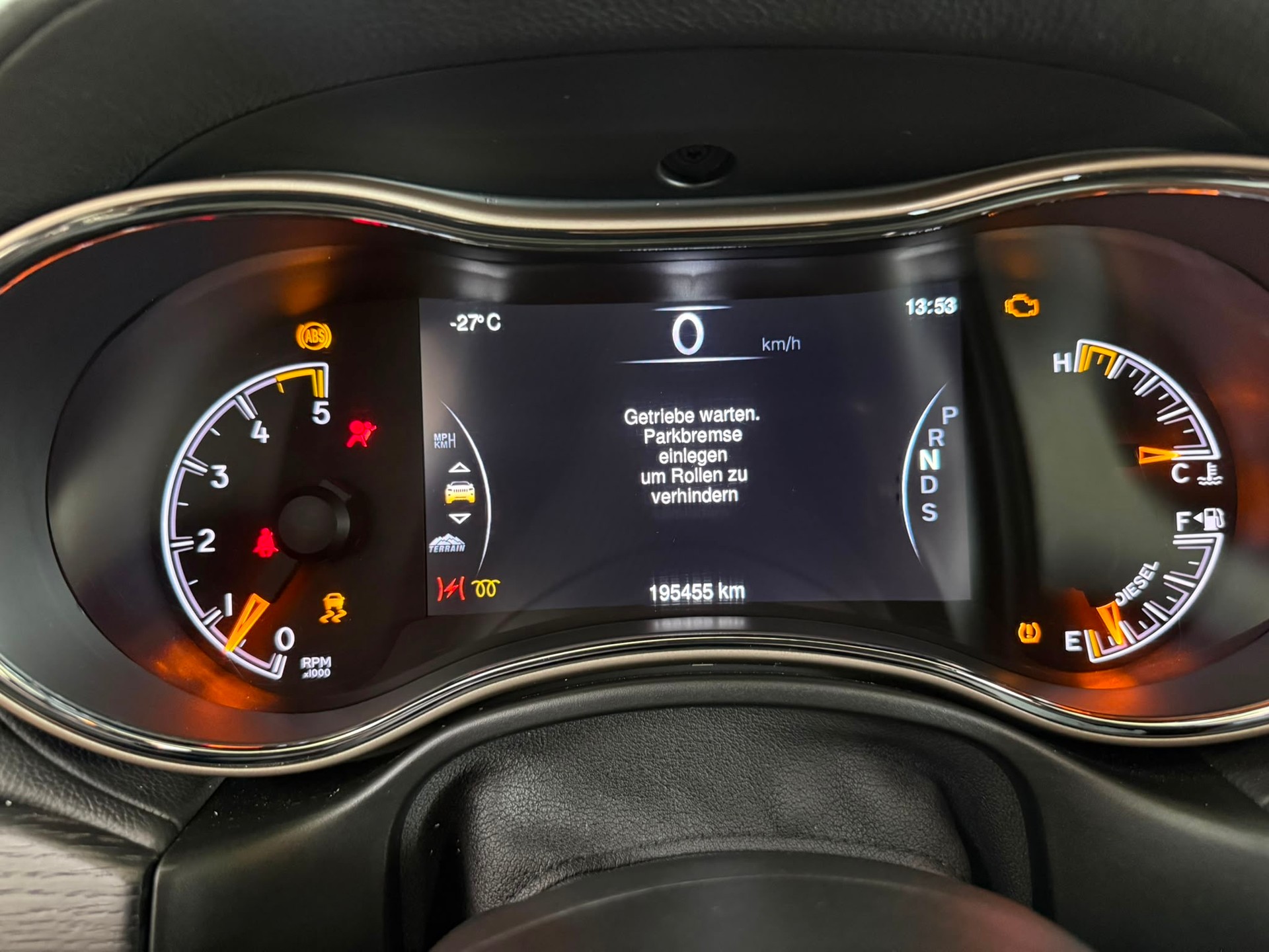 JEEP Grand Cherokee 3.0 CRD Summit Automatic-image-12