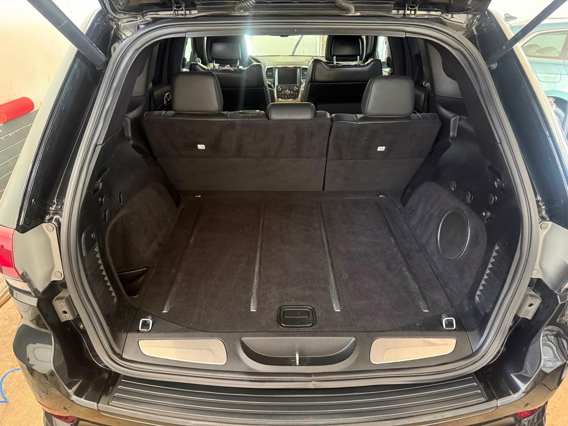 JEEP Grand Cherokee 3.0 CRD Summit Automatic-image-8