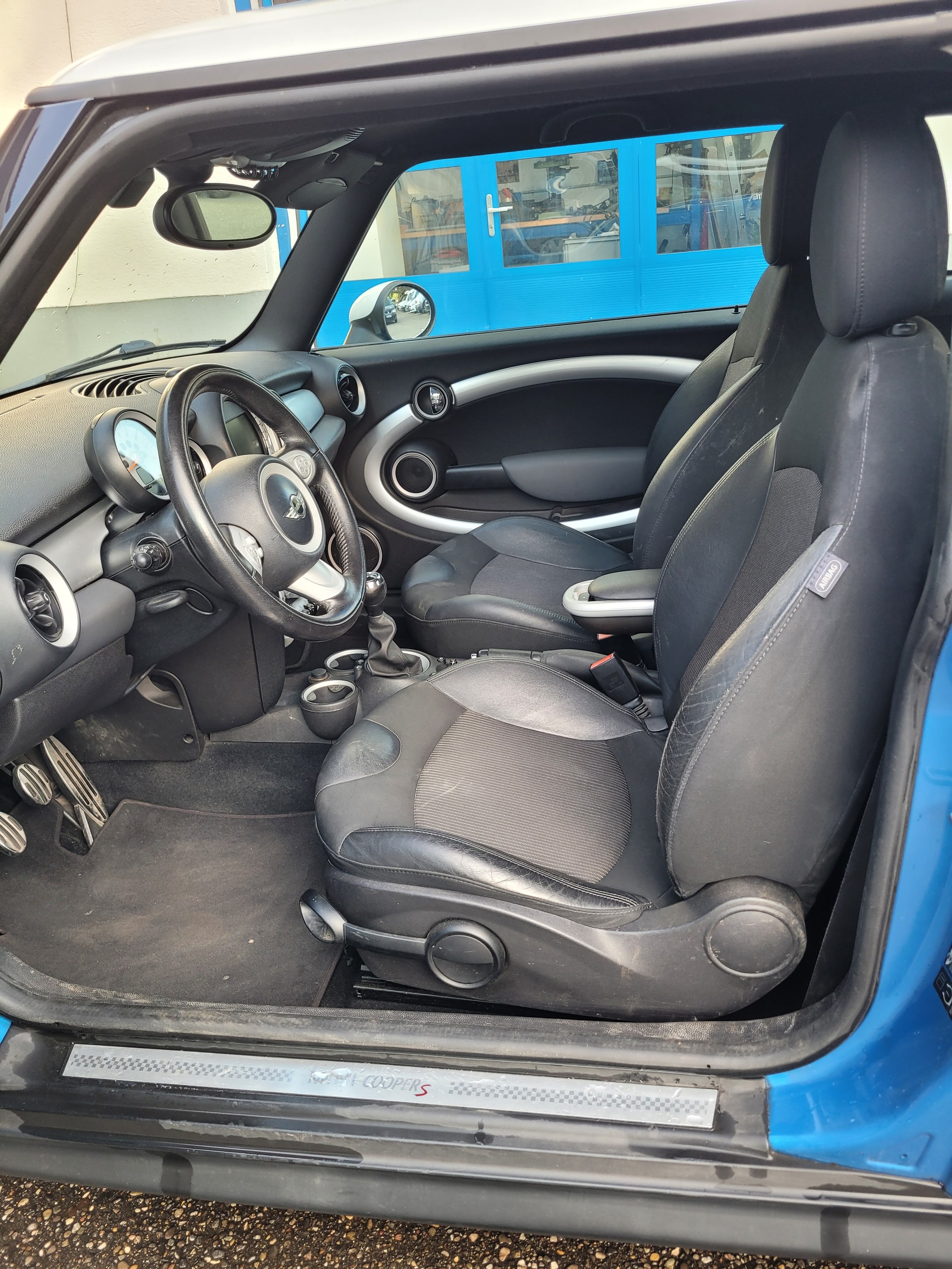 MINI Cooper S-image-11