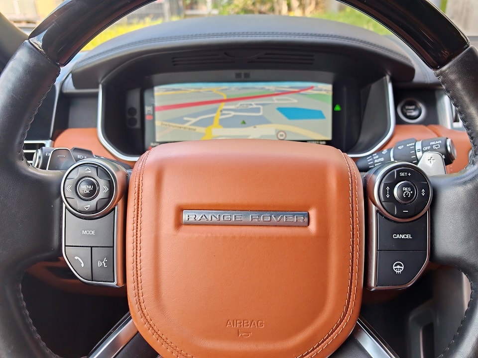 LAND ROVER Range Rover 4.4 SDV8 Autobiography Automatic-image-11