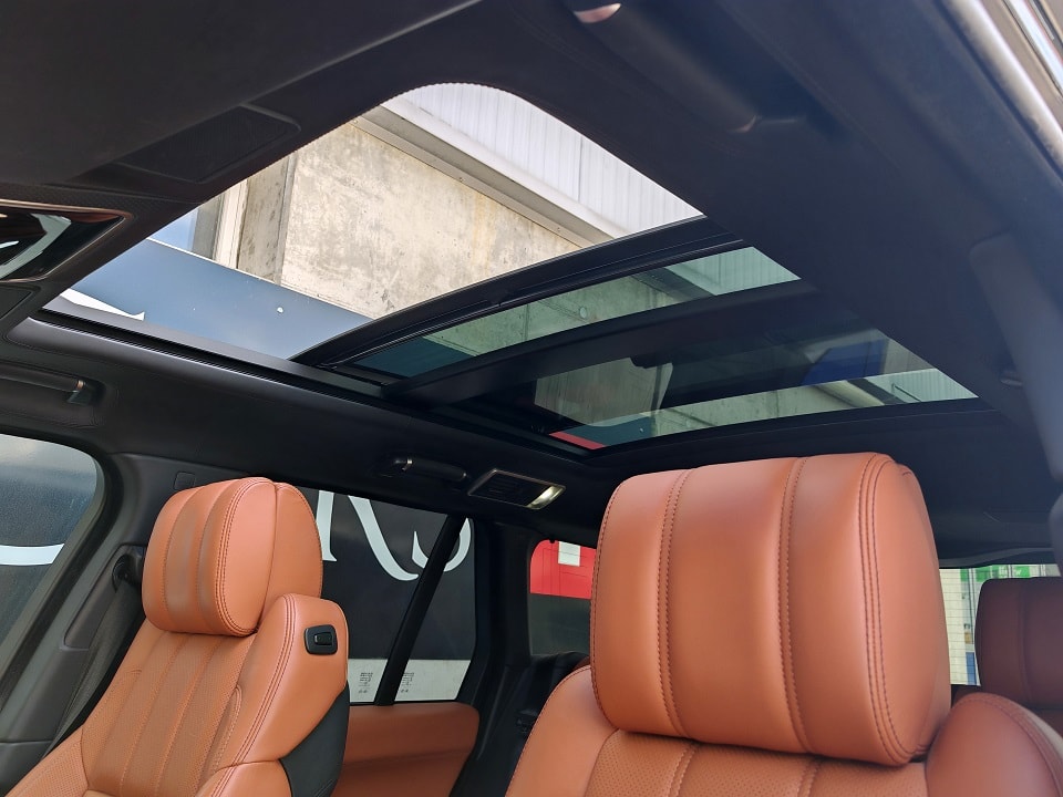 LAND ROVER Range Rover 4.4 SDV8 Autobiography Automatic-image-8