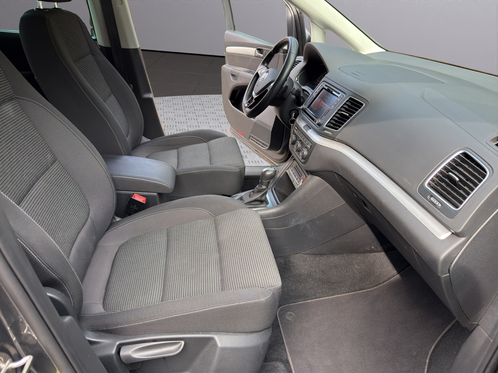 VW Sharan 1.4 TSI Comfortline DSG-image-9