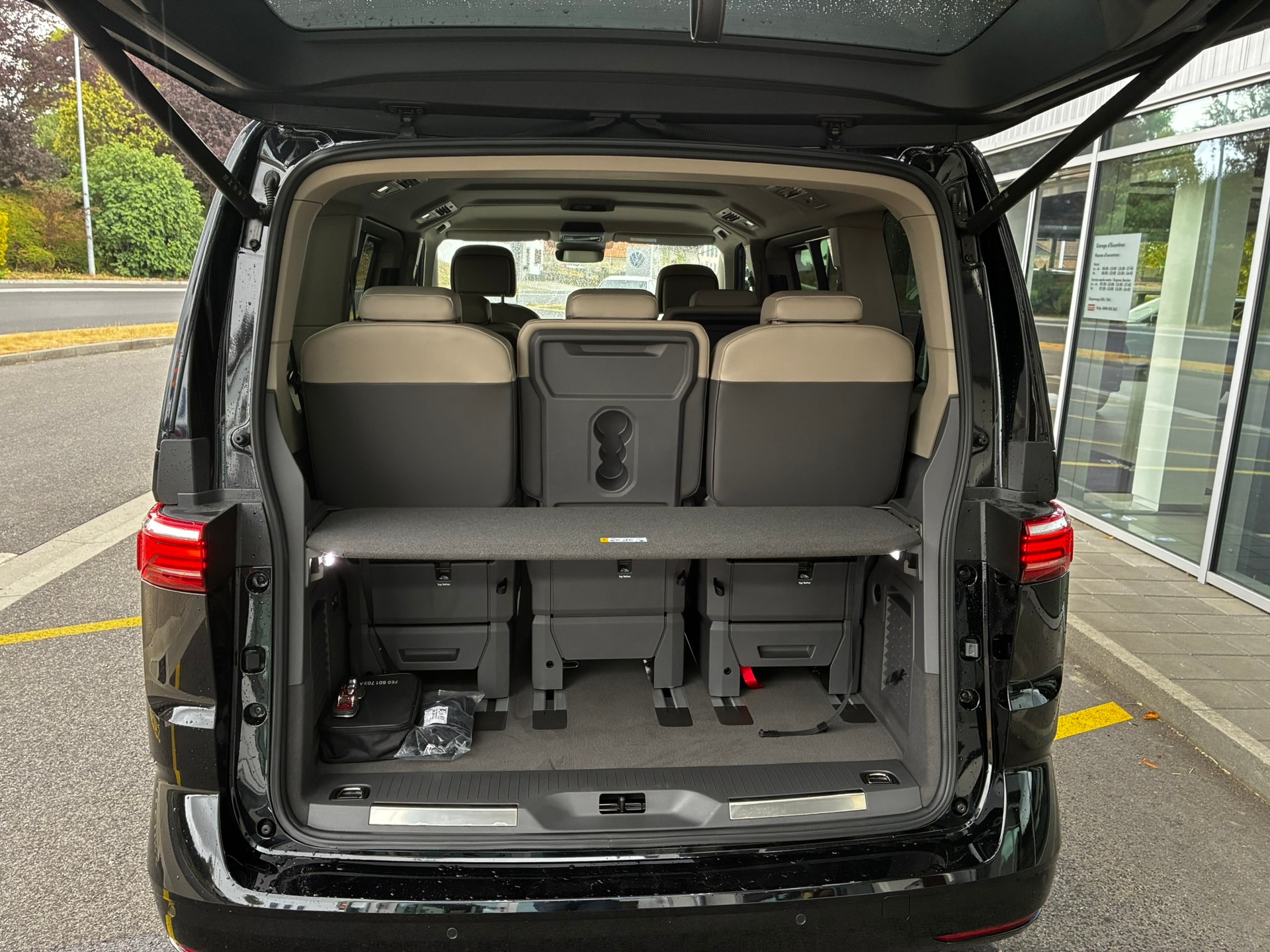 VW Multivan 2.0 TDI Style DSG-image-5