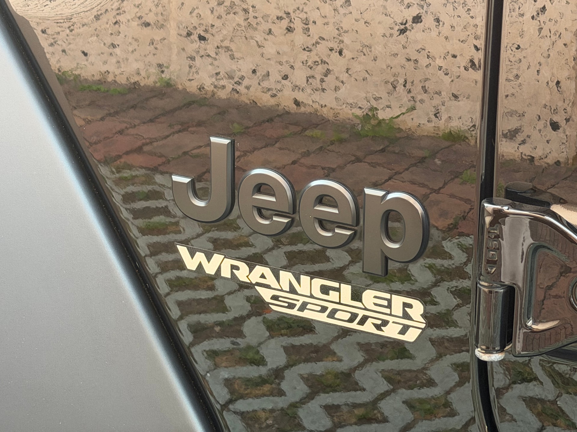 JEEP Wrangler 2.0 Sport Automatic-image-6