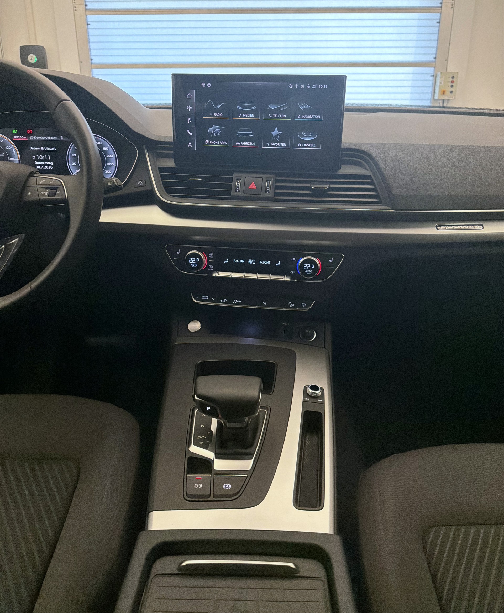 AUDI Q5 50 TFSI e PHEV quattro S-tronic-image-10