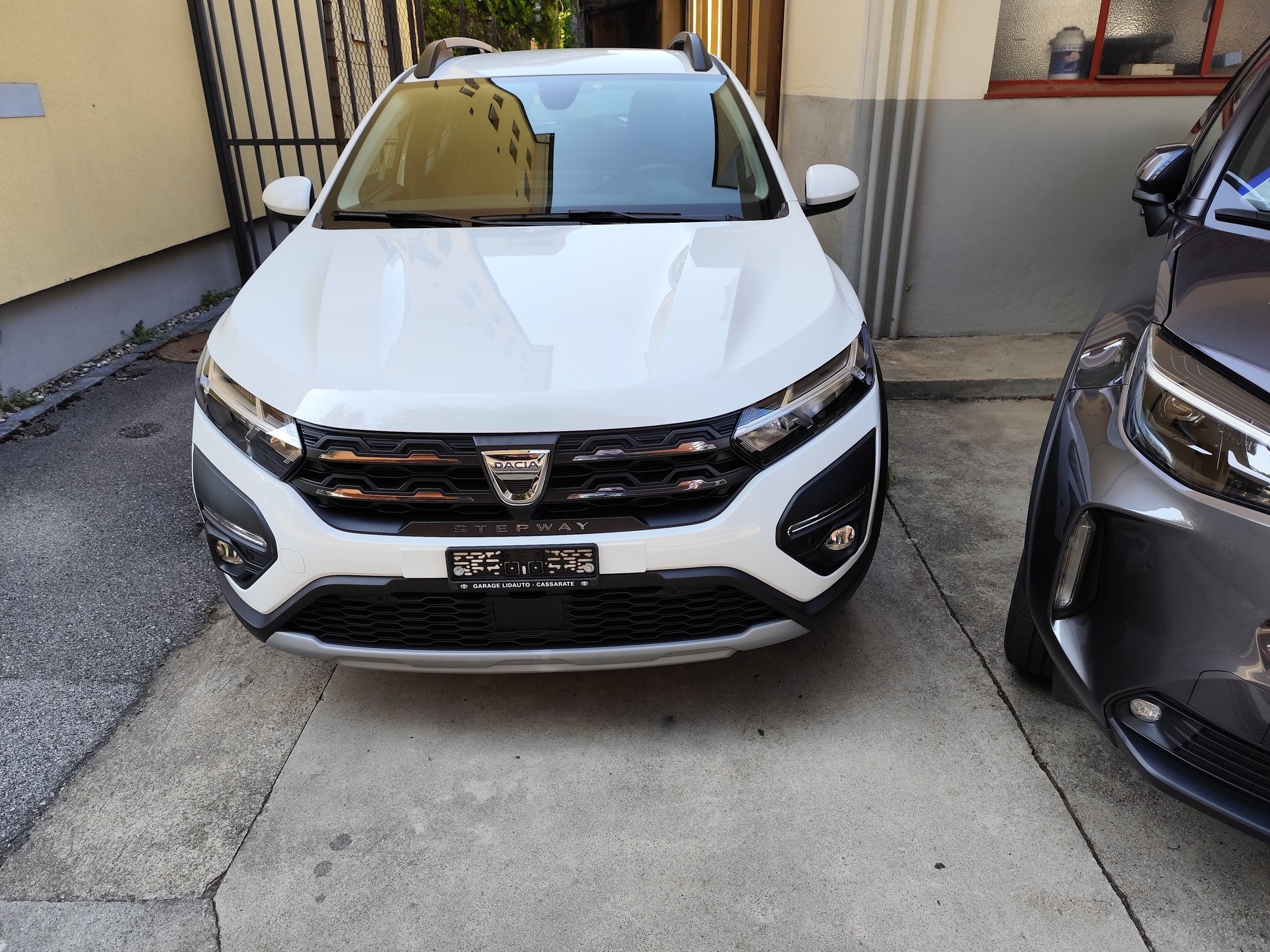 DACIA Sandero Stepway TCe 90 Expression CVT-image-1
