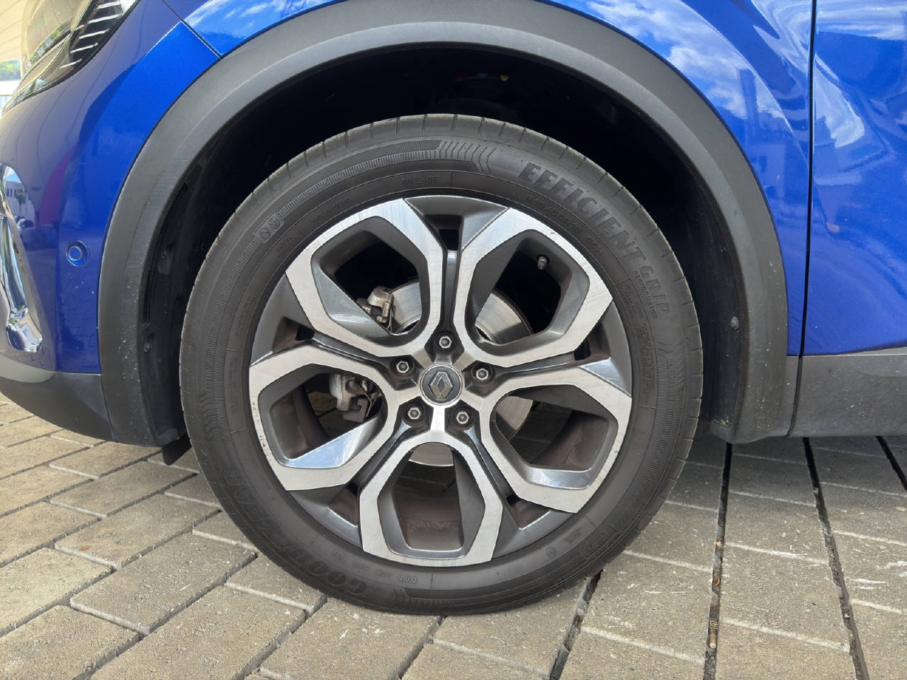 RENAULT Captur 1.3 TCe 155PS Edition One EDC-Automat-image-18