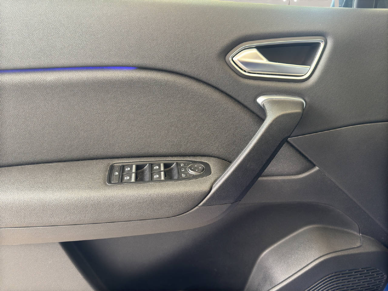 RENAULT Captur 1.3 TCe 155PS Edition One EDC-Automat-image-9