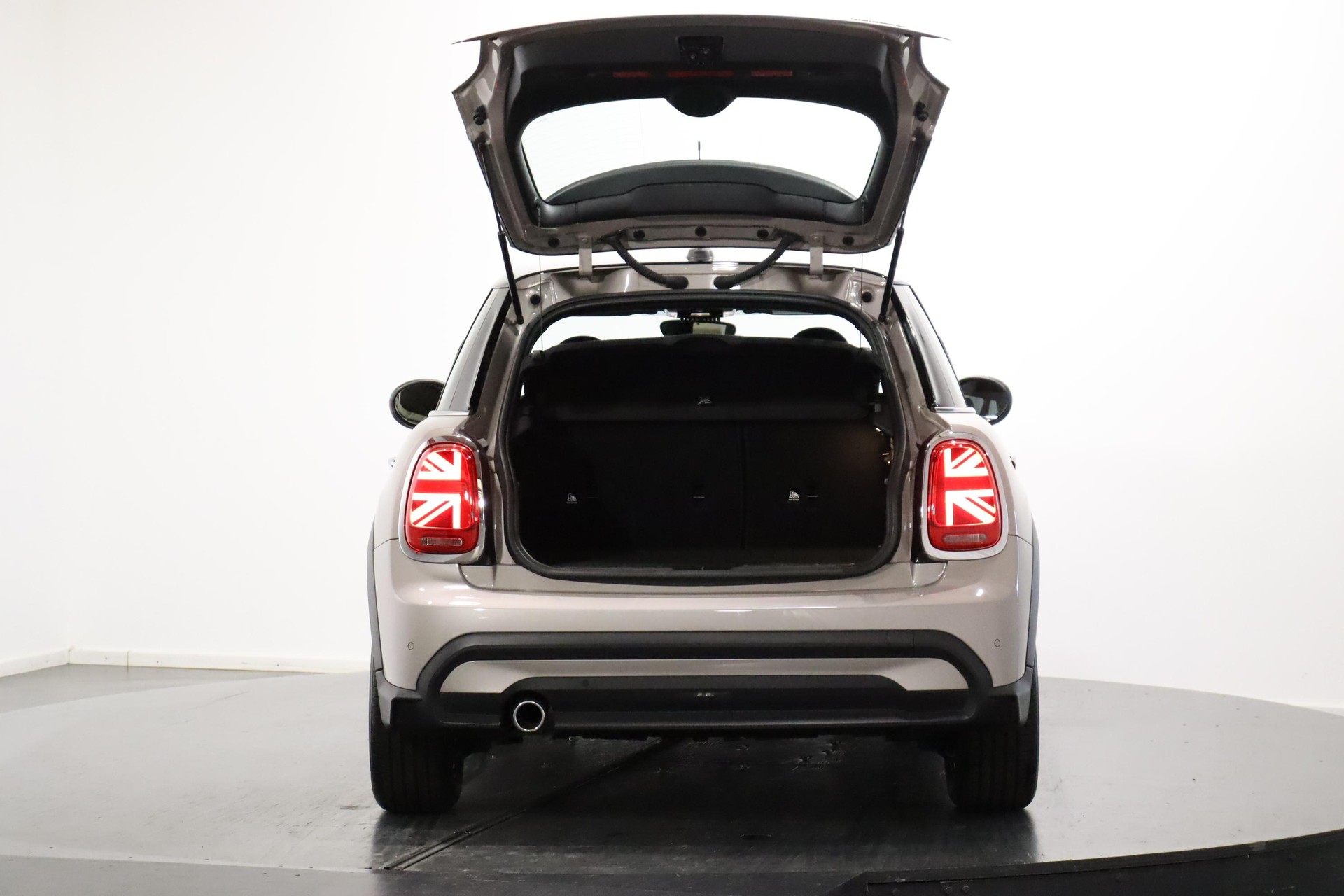 MINI F55 1.5i Cooper-image-4