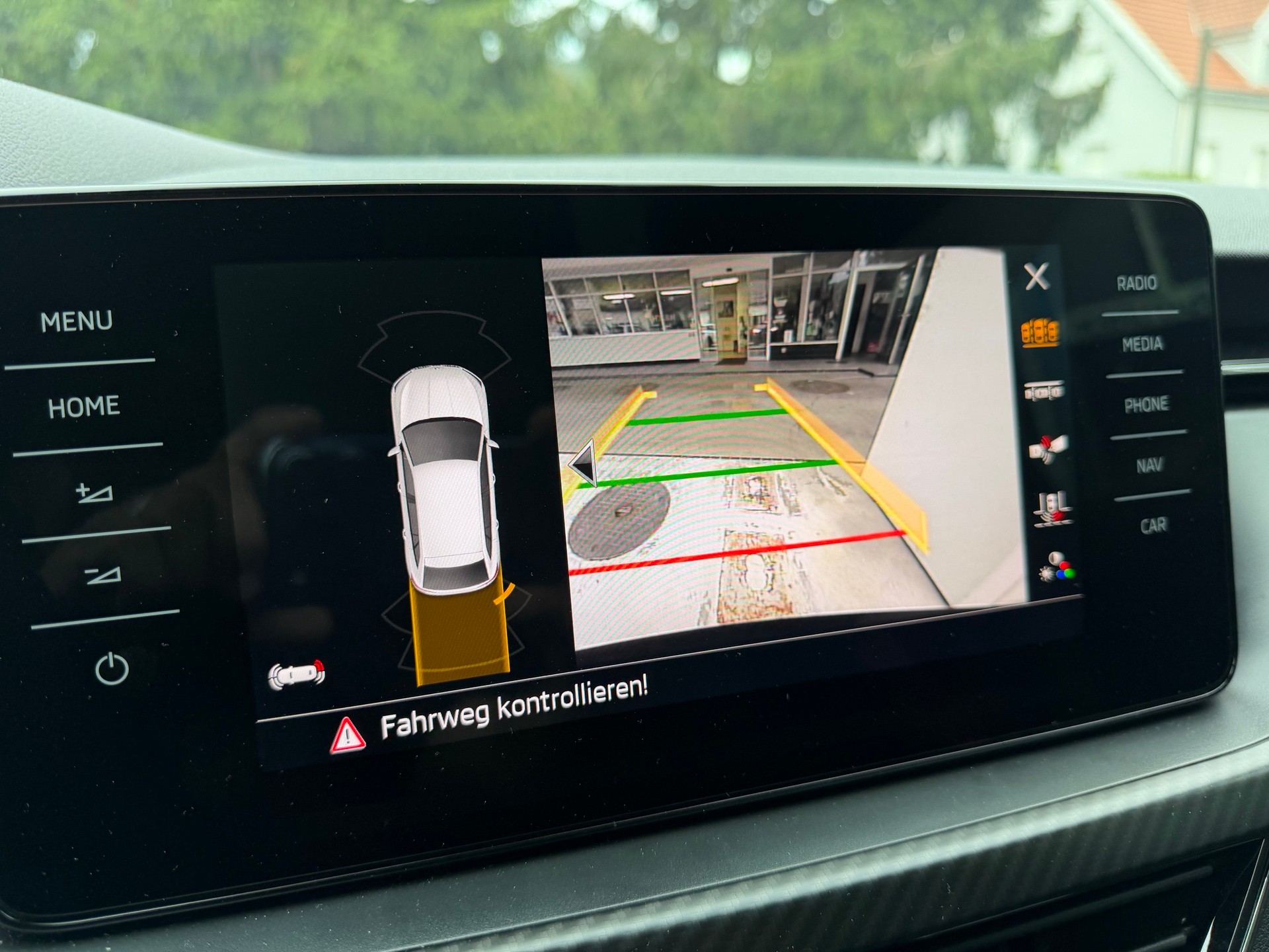 SKODA Scala 1.5 TSI ACT Monte Carlo DSG-image-12