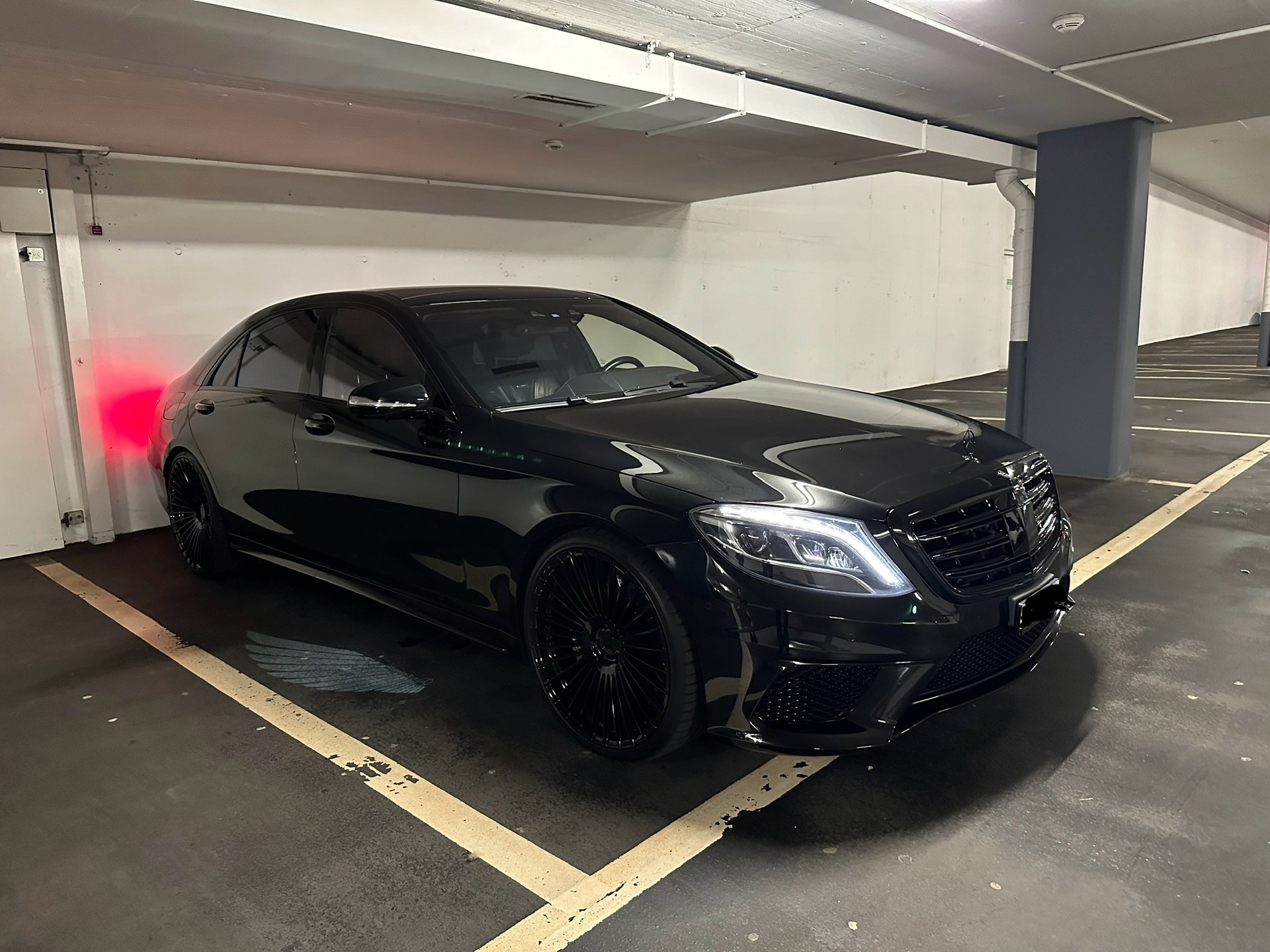MERCEDES-BENZ S 63 AMG-image-3