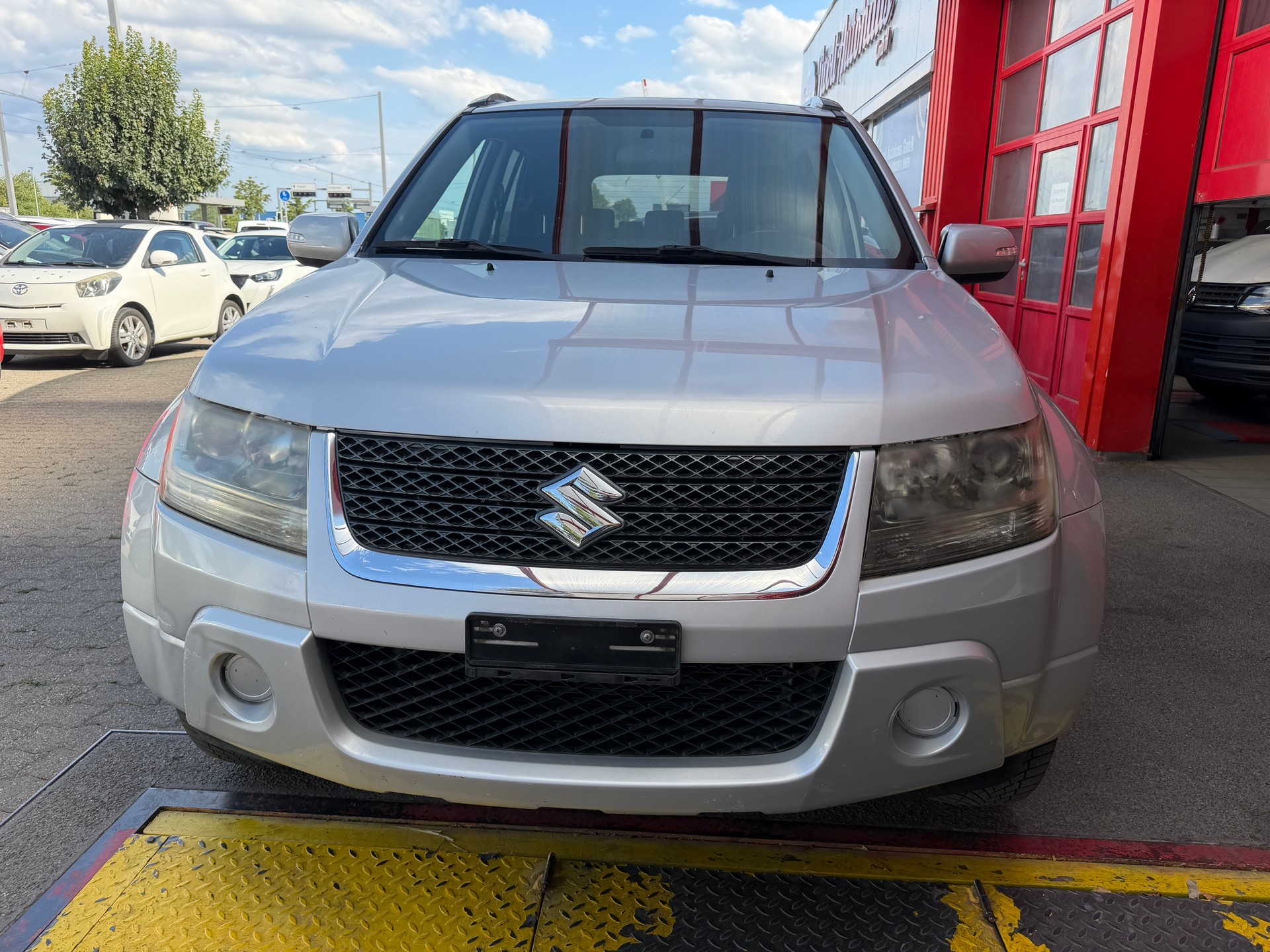 SUZUKI Grand Vitara 2.4 16V GL Top Barry Automatic-image-2