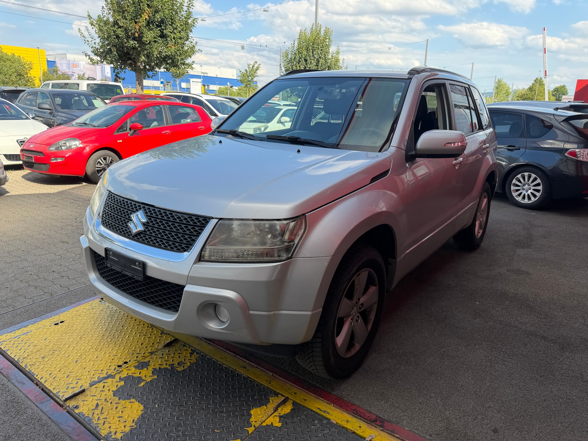 SUZUKI Grand Vitara 2.4 16V GL Top Barry Automatic-image-0