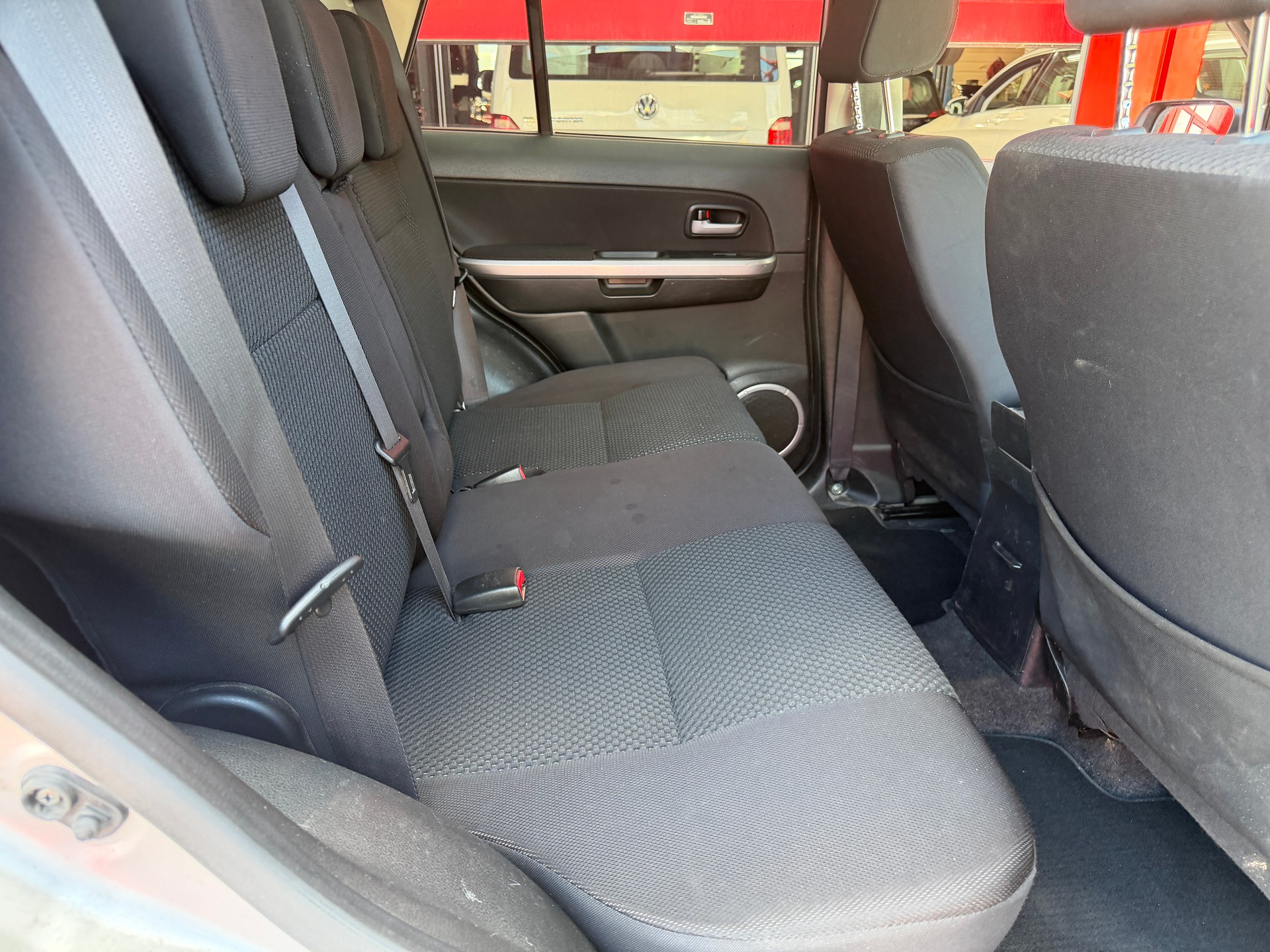SUZUKI Grand Vitara 2.4 16V GL Top Barry Automatic-image-11