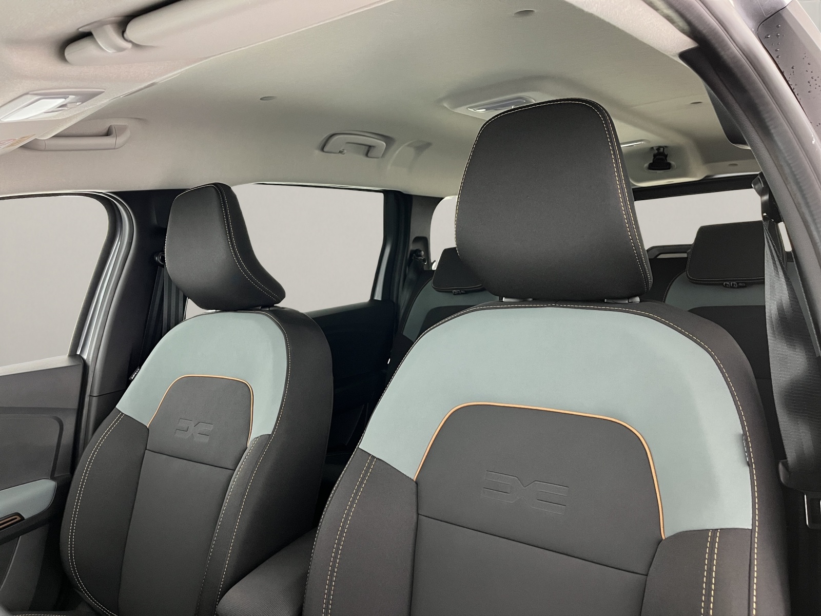 DACIA Jogger 1.8 Hybrid Extreme 7P-image-14