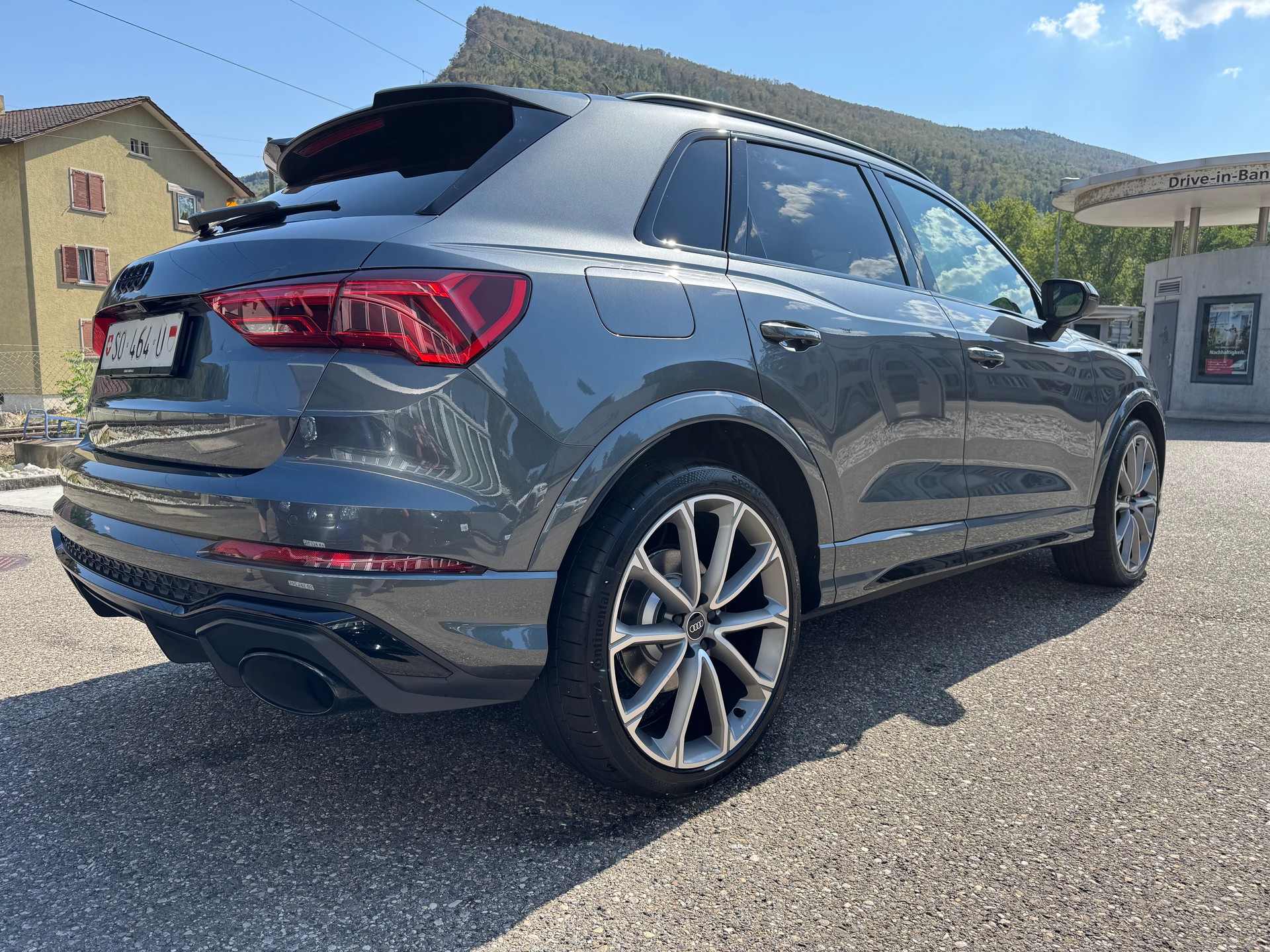 AUDI RS Q3 2.5 TFSI quattro S tronic-image-7