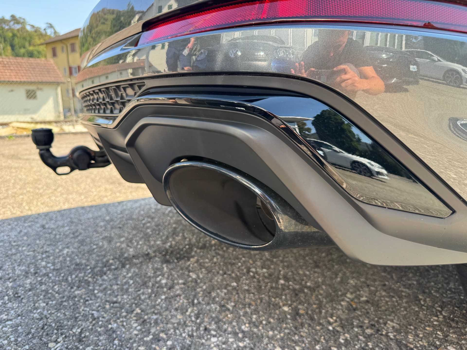 AUDI RS Q3 2.5 TFSI quattro S tronic-image-12