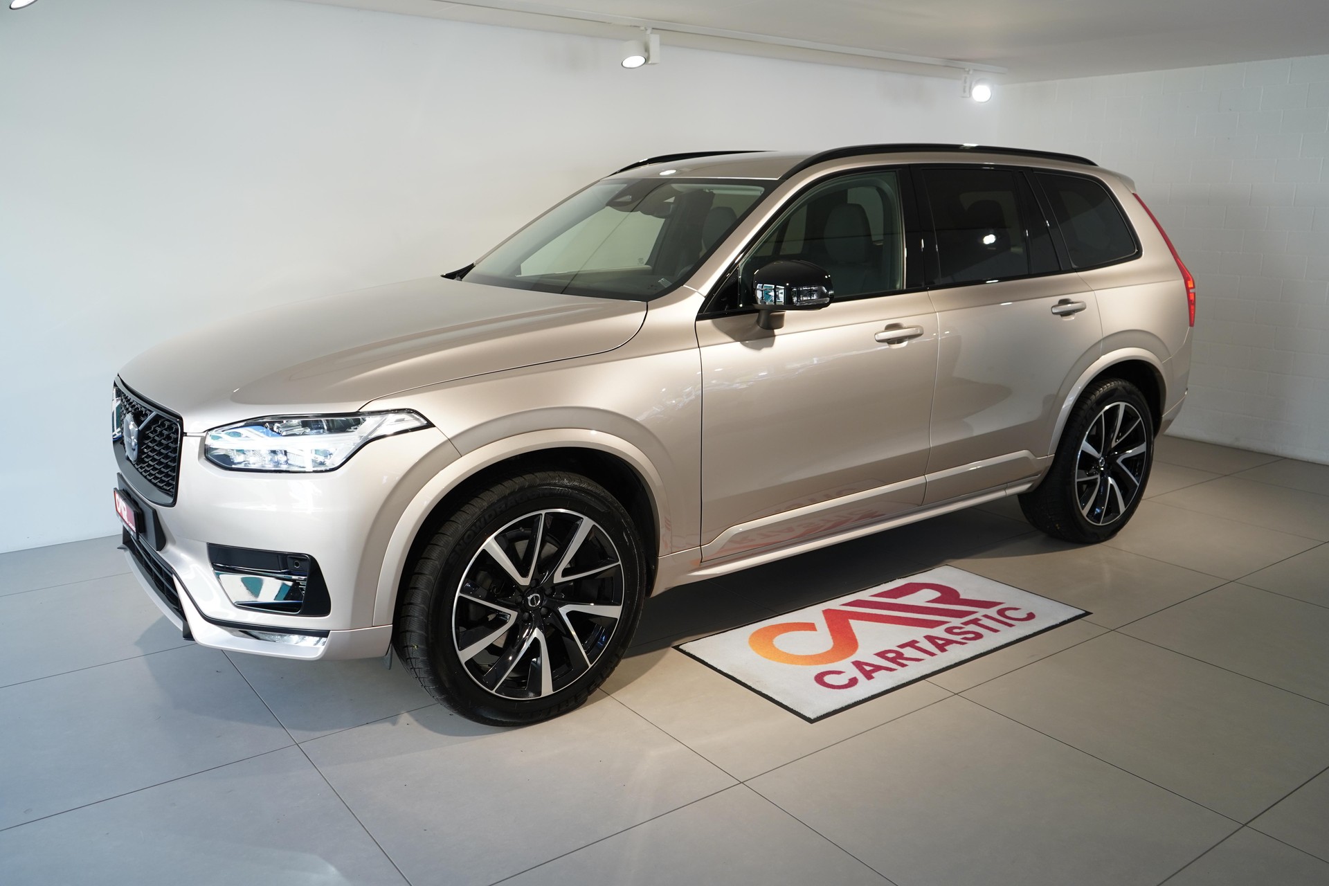 VOLVO XC90 2.0 B5 MH Plus Dark 7P. AWD