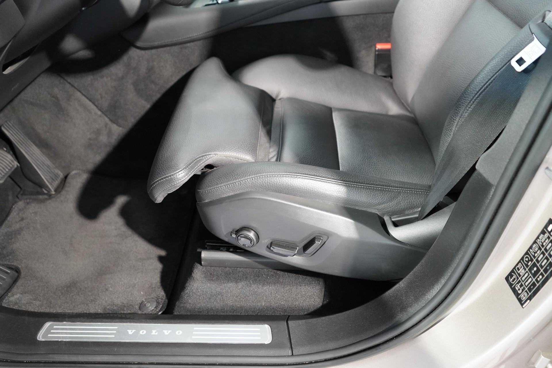 VOLVO XC90 2.0 B5 MH Plus Dark 7P. AWD-image-19