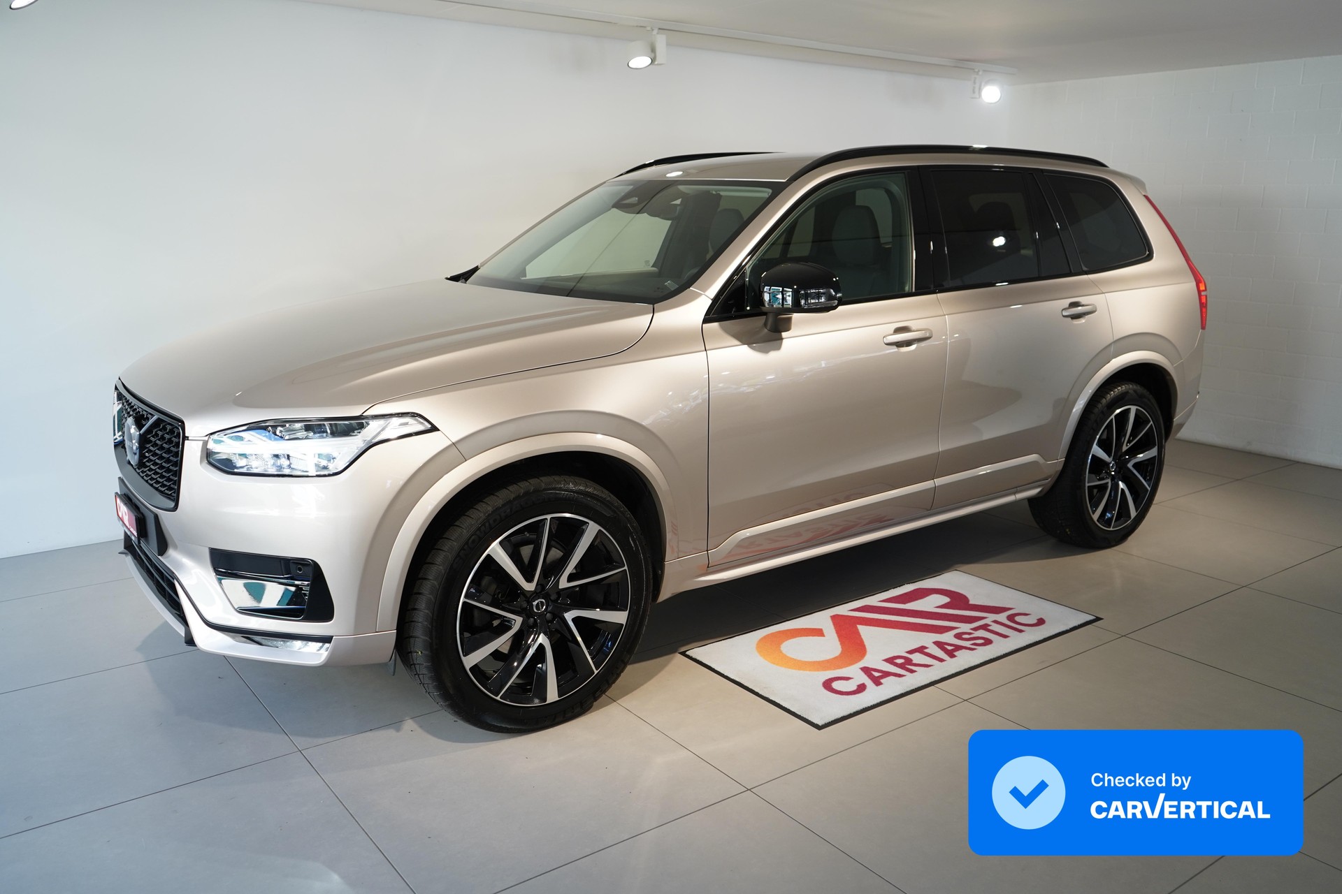 VOLVO XC90 2.0 B5 MH Plus Dark 7P. AWD