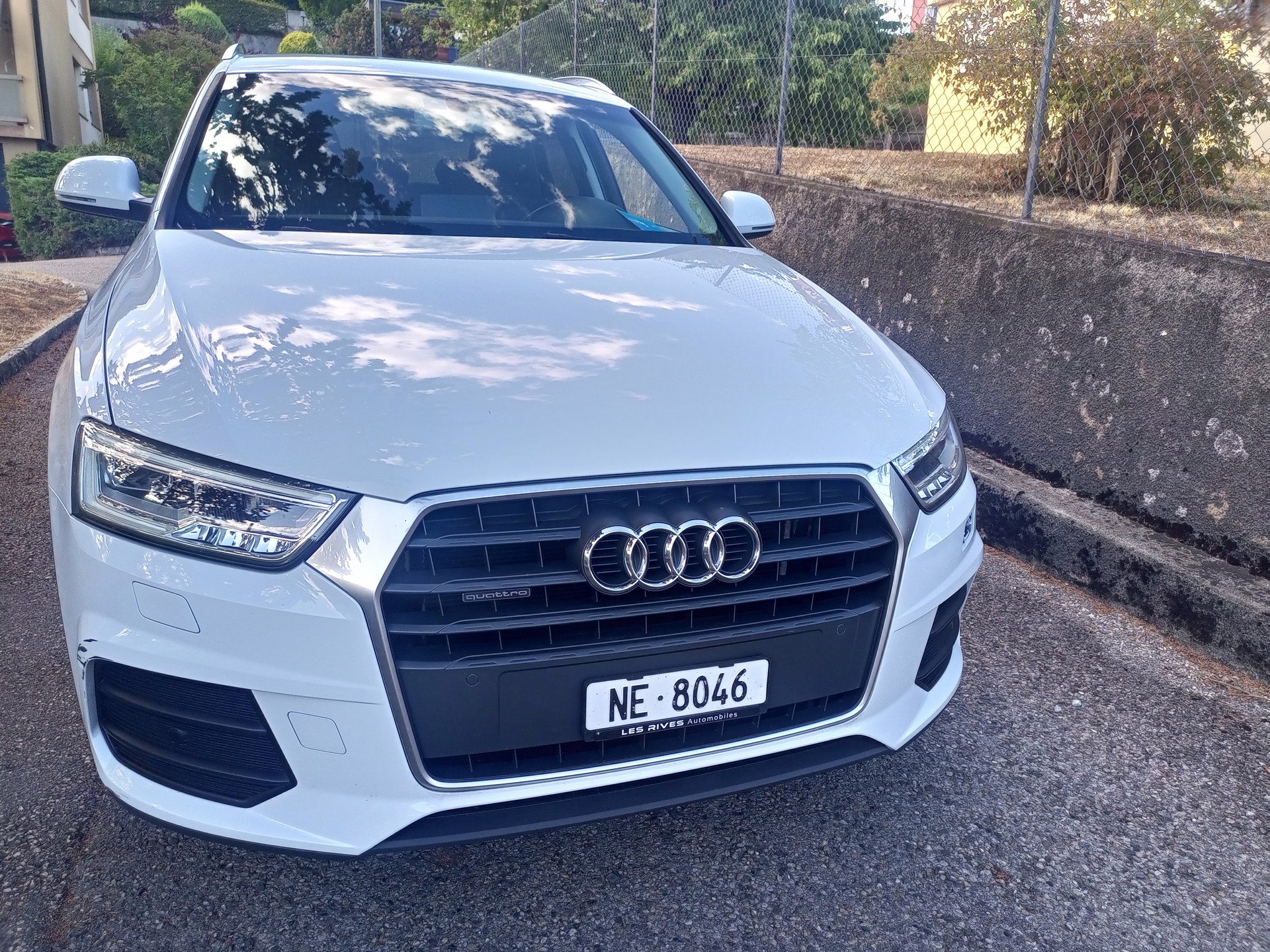 AUDI Q3 2.0 TDI quattro S-tronic-image-0