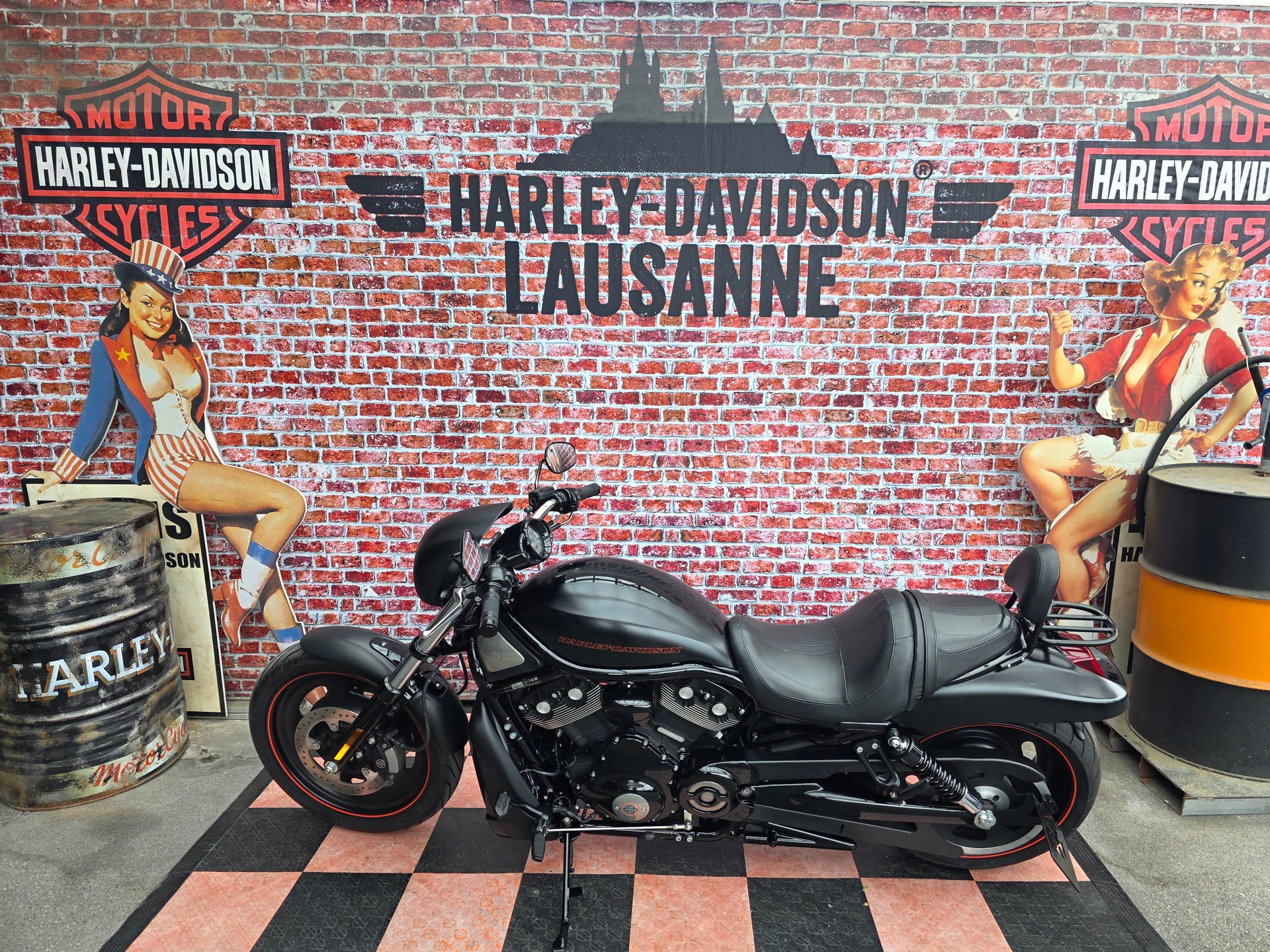 HARLEY-DAVIDSON VRSCDX Night Rod Special ABS-showroom-element-1