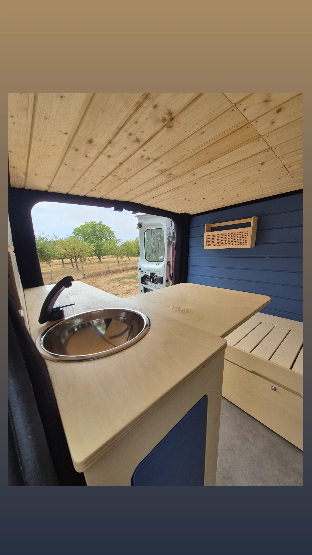 RENAULT Trafic Camper L1H1 Neue Ausbau-image-1