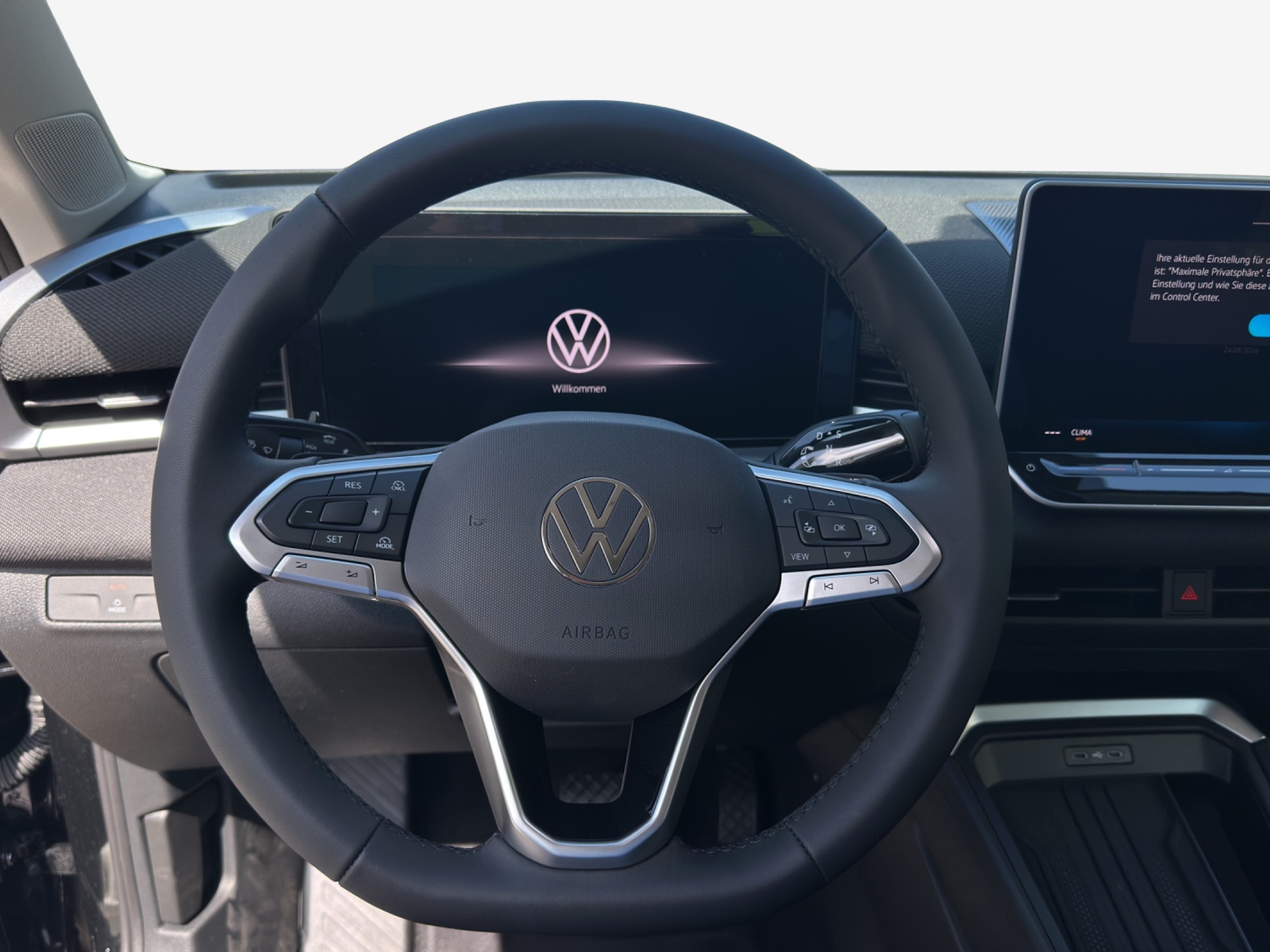 VW T-Roc NF TR 1.5eTSI 115PS-image-9