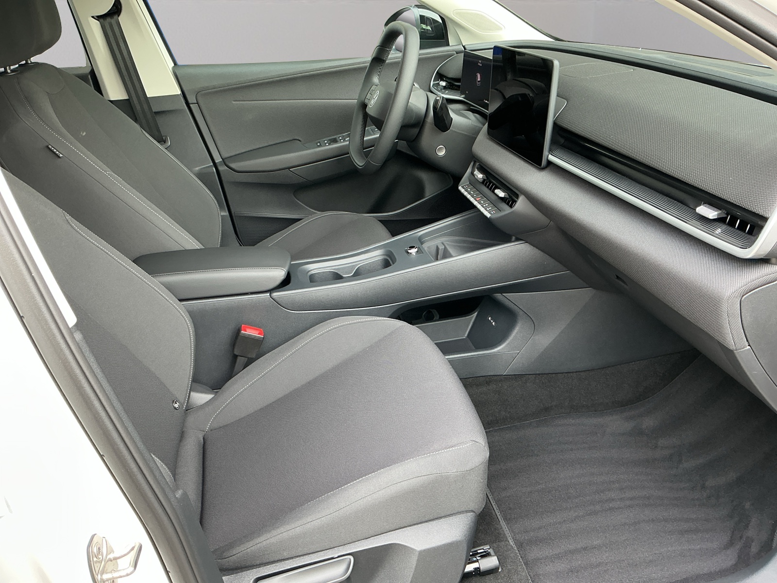 VW ID.Polo 52 kWh Life Edition One-image-10