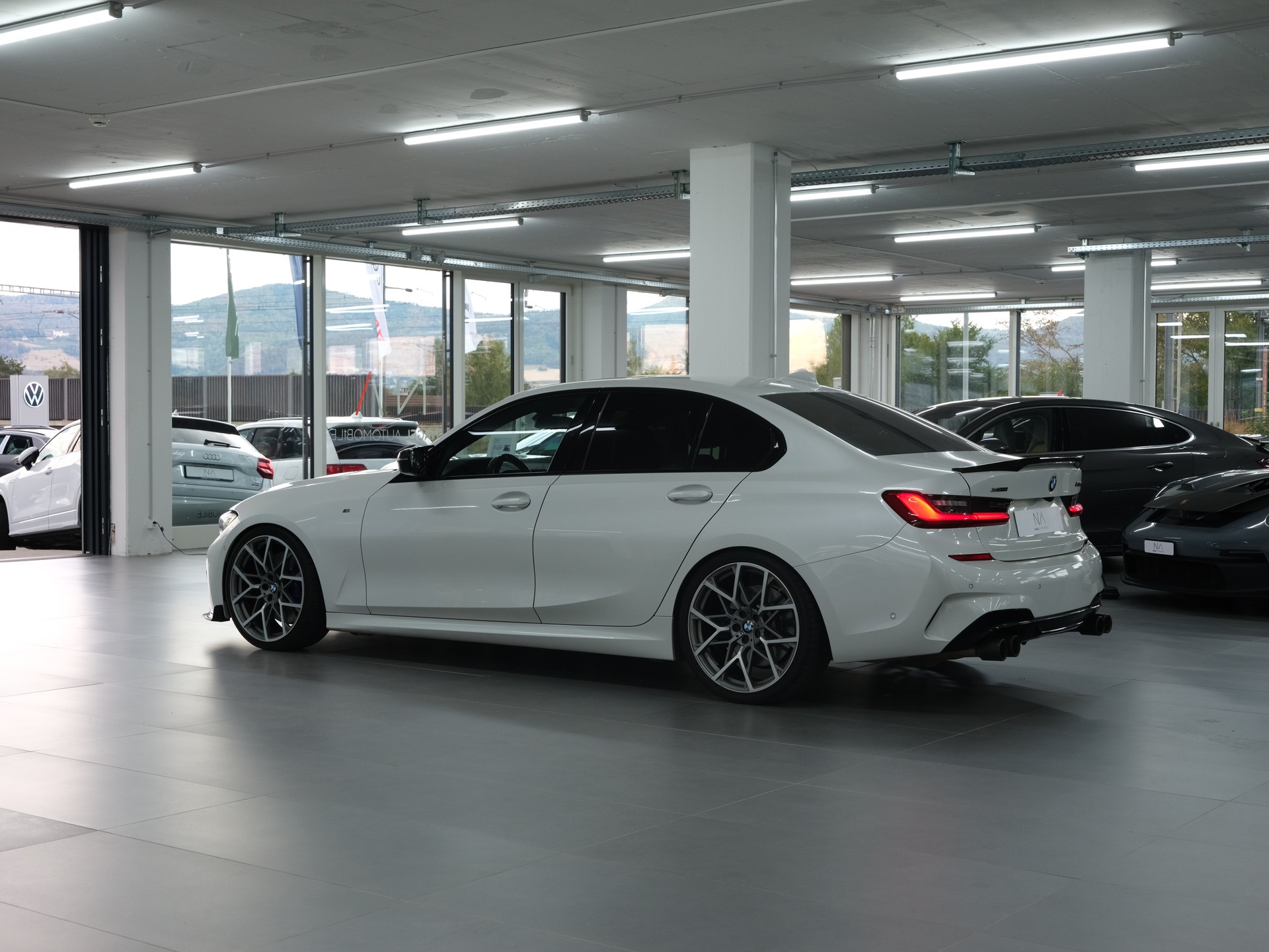 BMW M340i xDrive Steptronic *Sportabgassanlage* *360 Kamera* *Harman & Kardon*-image-18