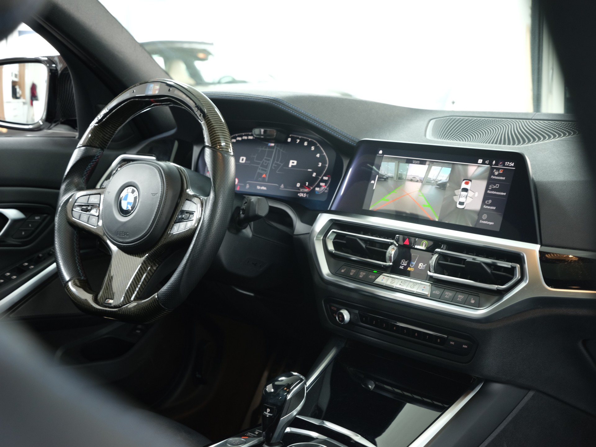 BMW M340i xDrive Steptronic *Sportabgassanlage* *360 Kamera* *Harman & Kardon*-image-26