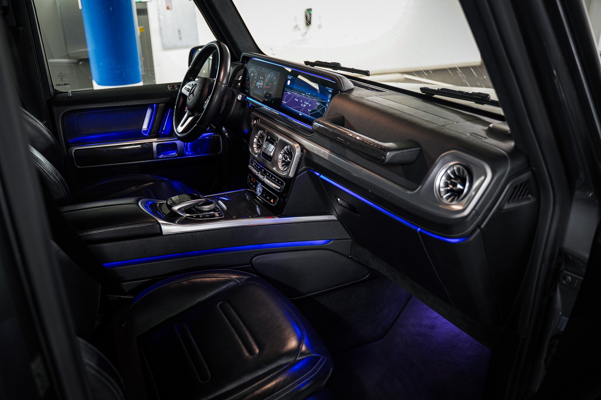 MERCEDES-BENZ G 500 AMG Line 9G-Tronic-image-9
